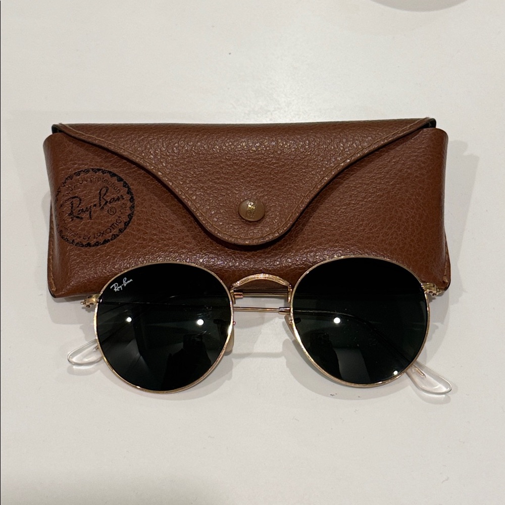 Round Ray-Ban Gold Frame Sunglasses with Brown Case